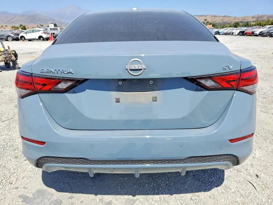 2024 NISSAN SENTRA SV  