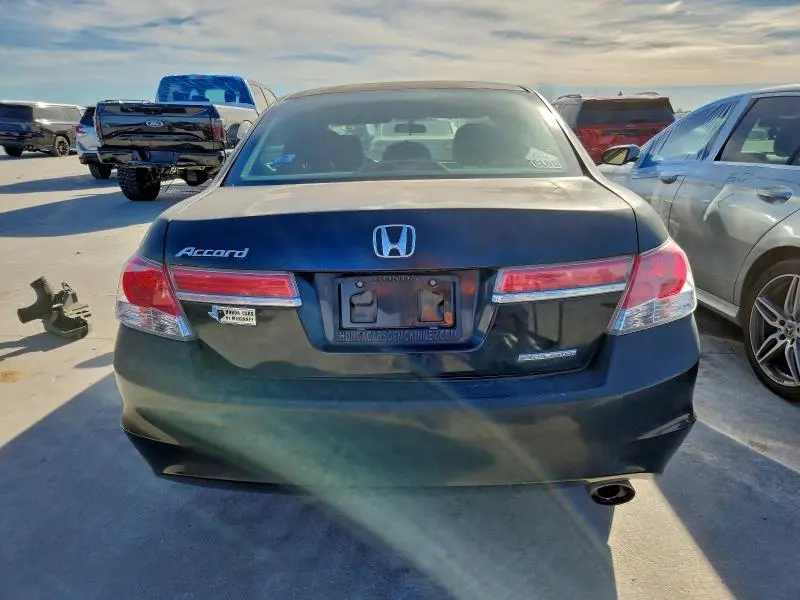 2011 HONDA ACCORD SE  