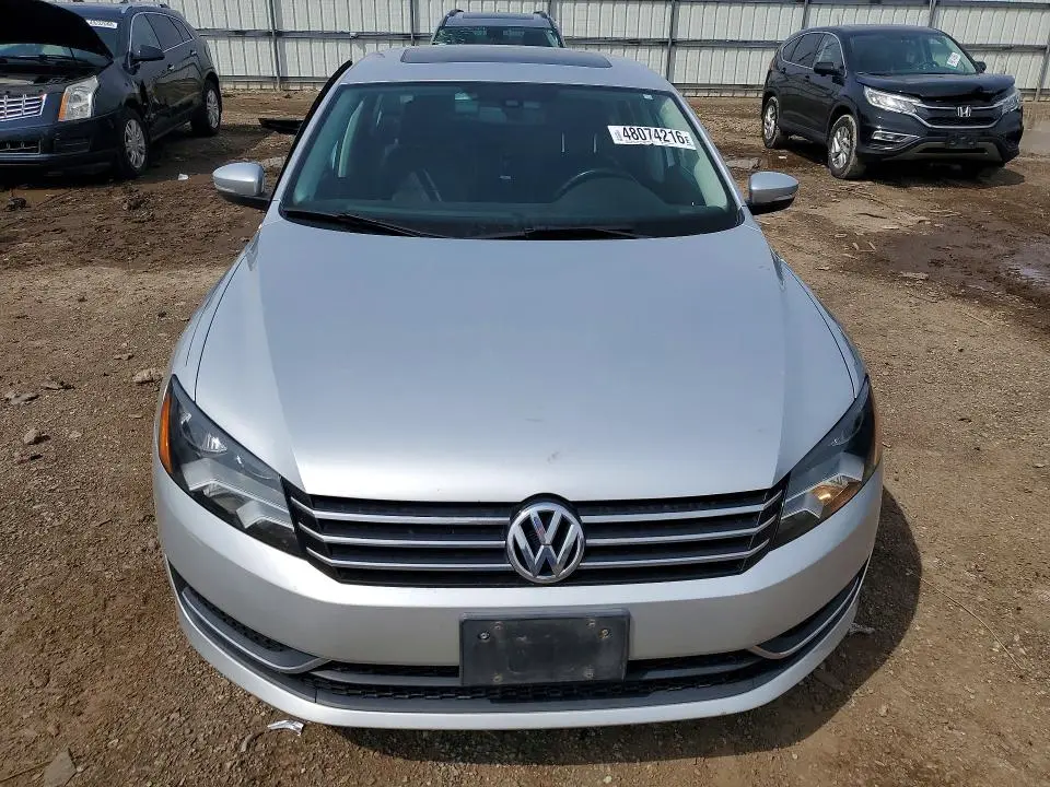 2014 VOLKSWAGEN PASSAT SE  