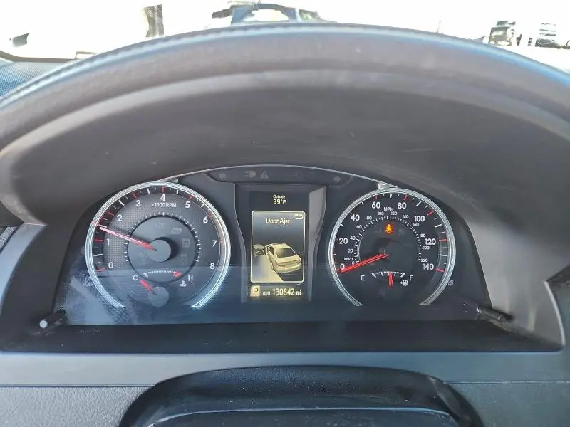 2016 TOYOTA CAMRY LE  