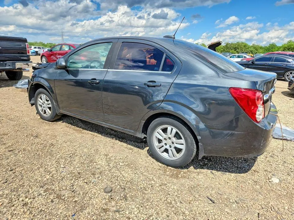 2015 CHEVROLET SONIC LT  