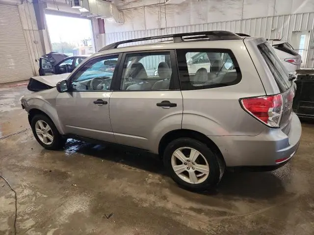 2010 SUBARU FORESTER XS  