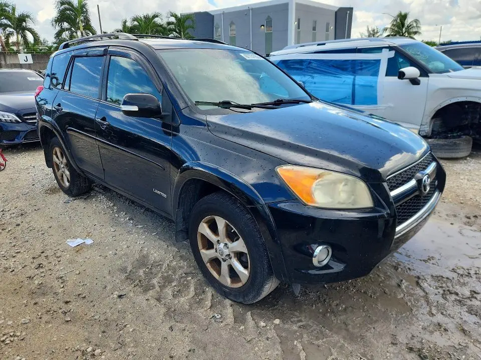 2010 TOYOTA RAV4 LIMITED  