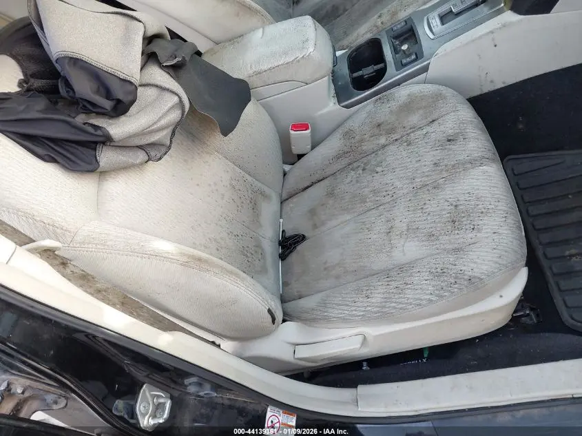 2010 SUBARU OUTBACK 2.5I PREMIUM