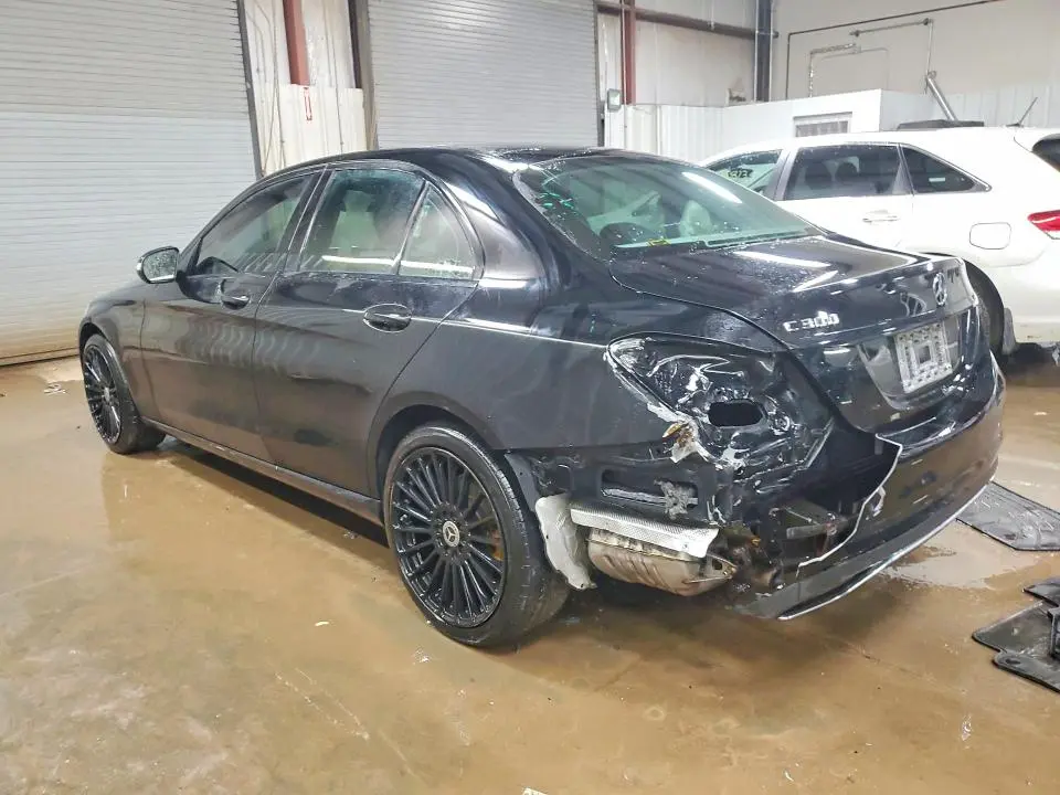2015 MERCEDES-BENZ C 300  