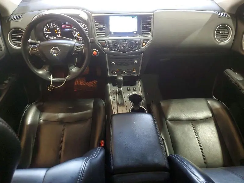 2019 NISSAN PATHFINDER SL  
