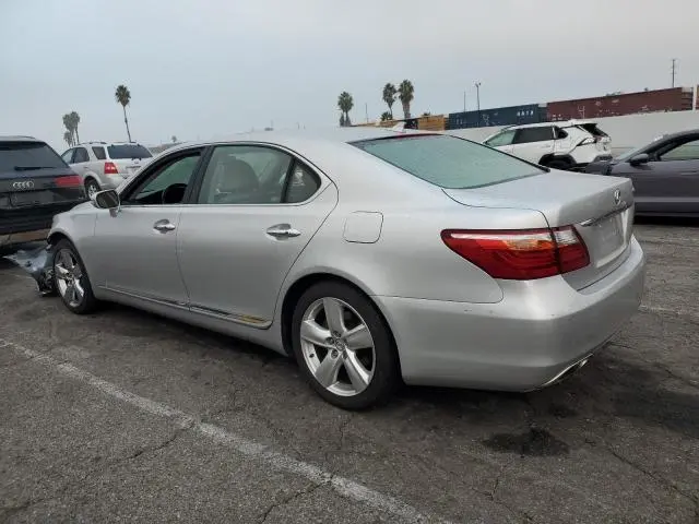 2011 LEXUS LS 460L  