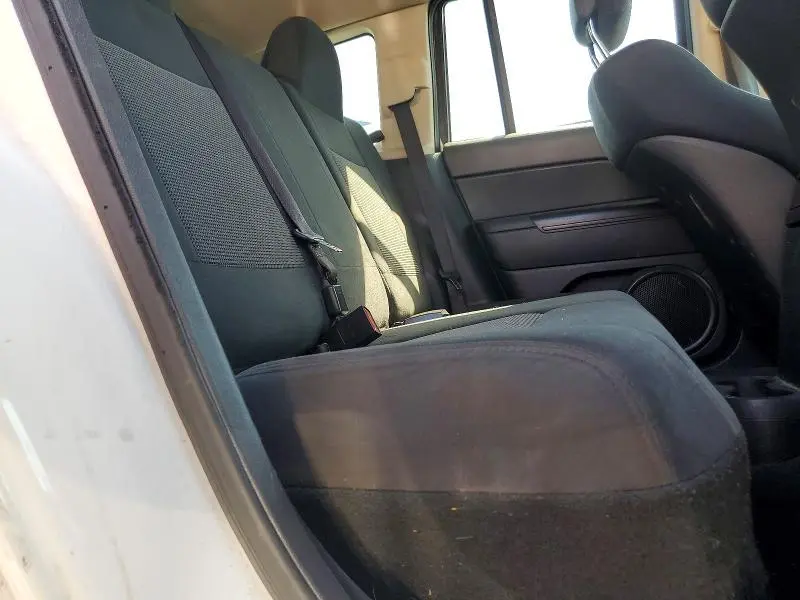 2011 JEEP COMPASS SPORT  