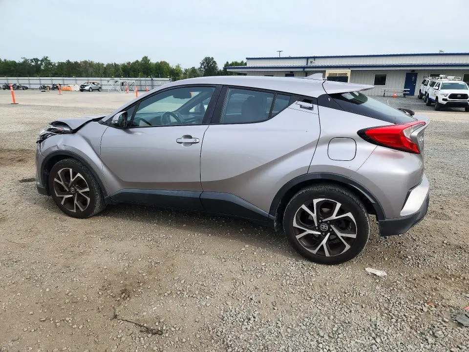2018 TOYOTA C-HR XLE  