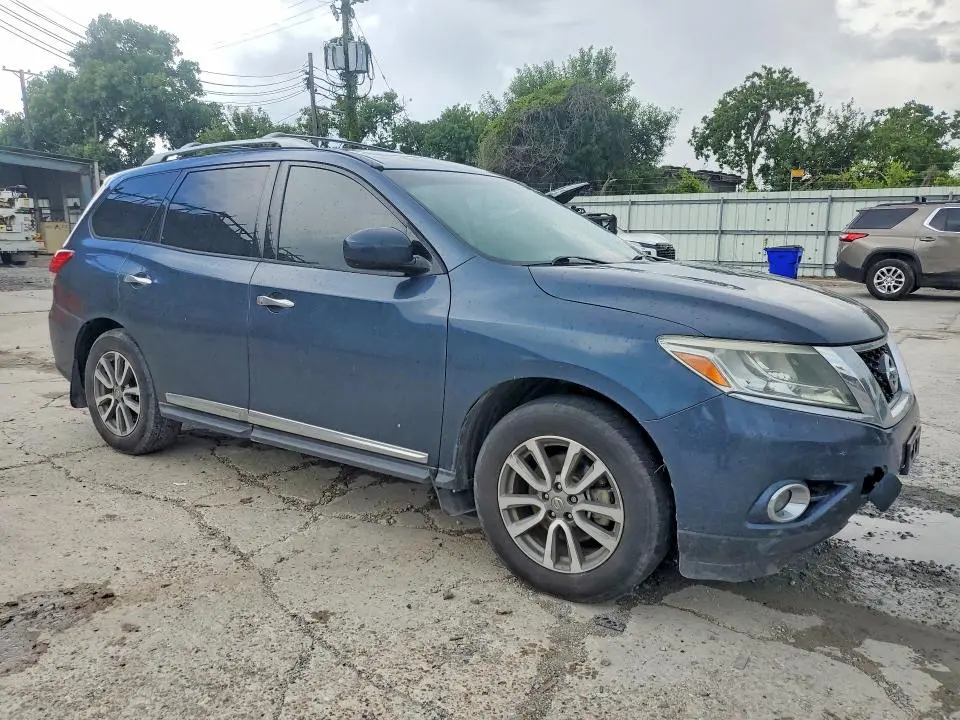 2014 NISSAN PATHFINDER S  
