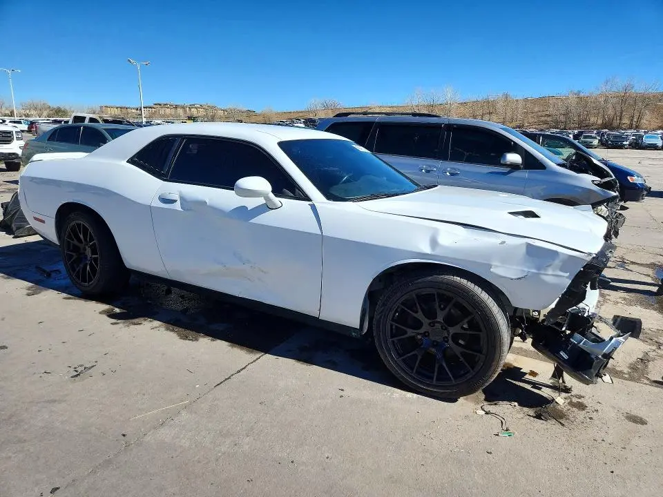 2020 DODGE CHALLENGER SXT  