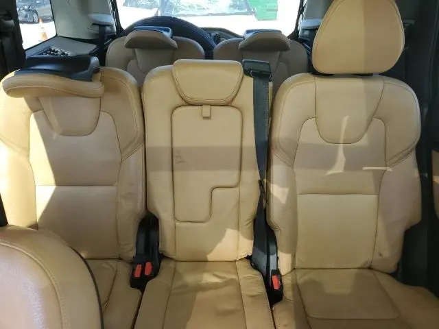 2016 VOLVO XC90 T6  