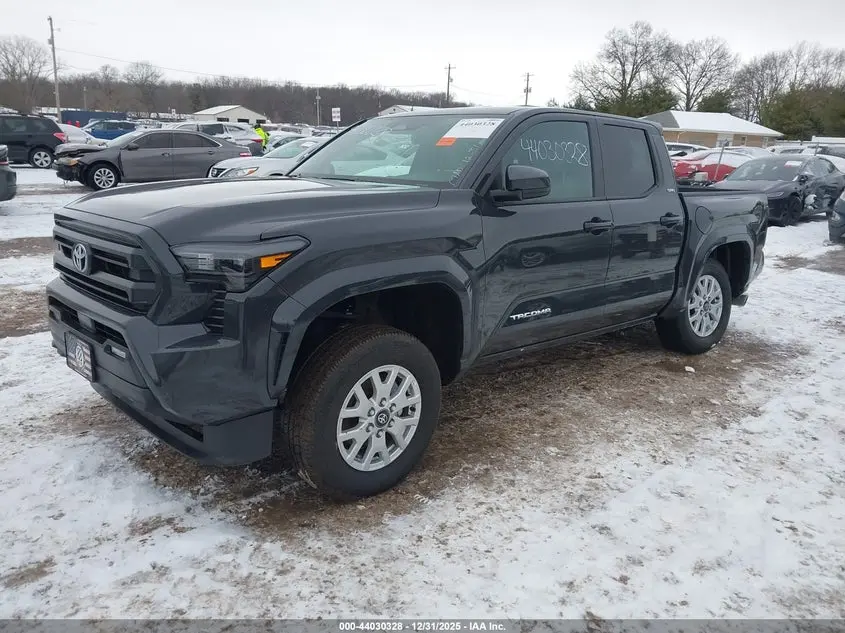 2025 TOYOTA TACOMA SR5