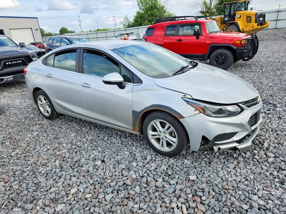 2018 CHEVROLET CRUZE LT  