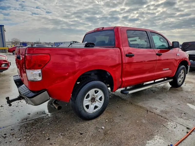 2011 TOYOTA TUNDRA CREWMAX SR5  