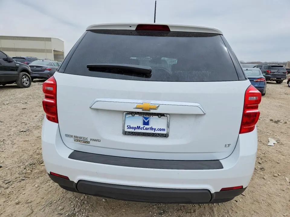 2017 CHEVROLET EQUINOX LT  