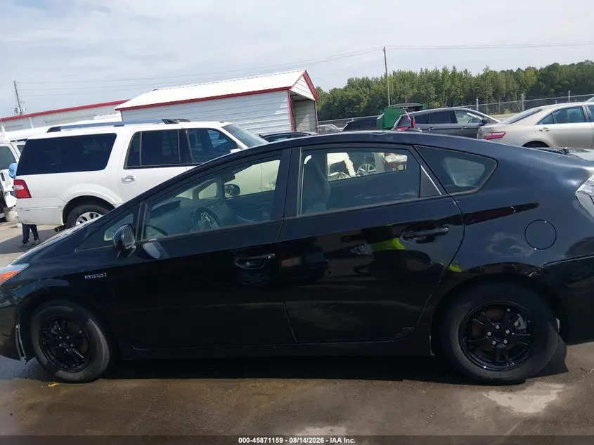 2012 TOYOTA PRIUS  