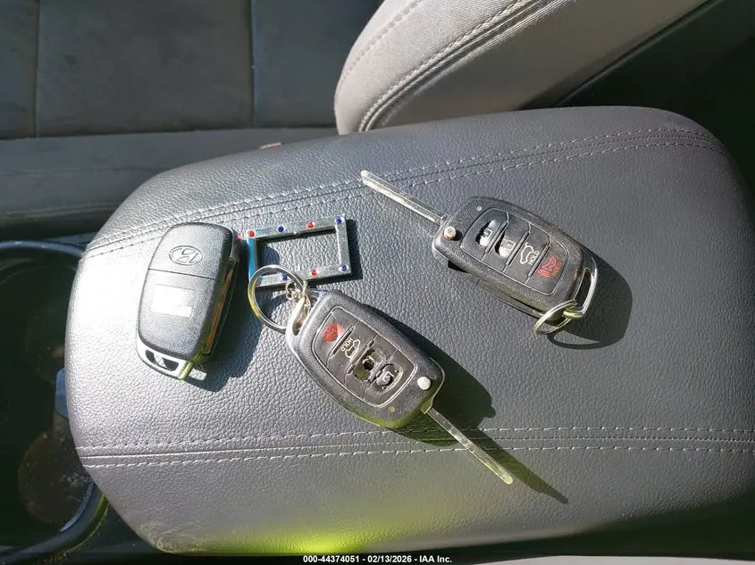 2016 HYUNDAI SANTA FE SPORT 2.4L