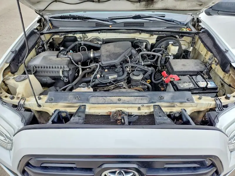 2016 TOYOTA TACOMA SR  