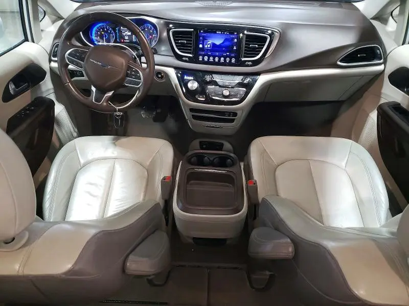 2017 CHRYSLER PACIFICA TOURING L  