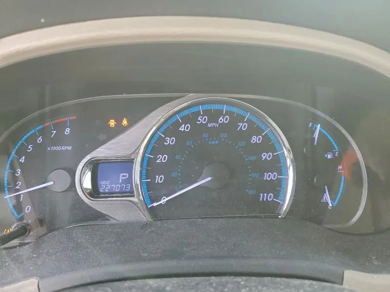 2012 TOYOTA SIENNA XLE  