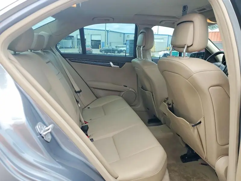 2013 MERCEDES-BENZ C 250  