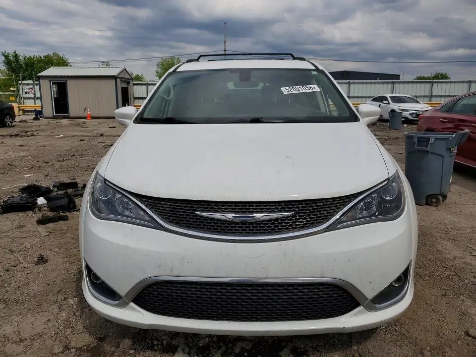 2017 CHRYSLER PACIFICA TOURING L PLUS  