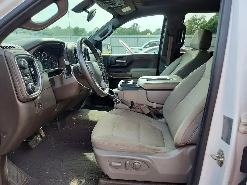 2019 CHEVROLET SILVERADO C1500 LT  