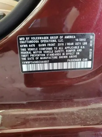 2013 VOLKSWAGEN PASSAT SE