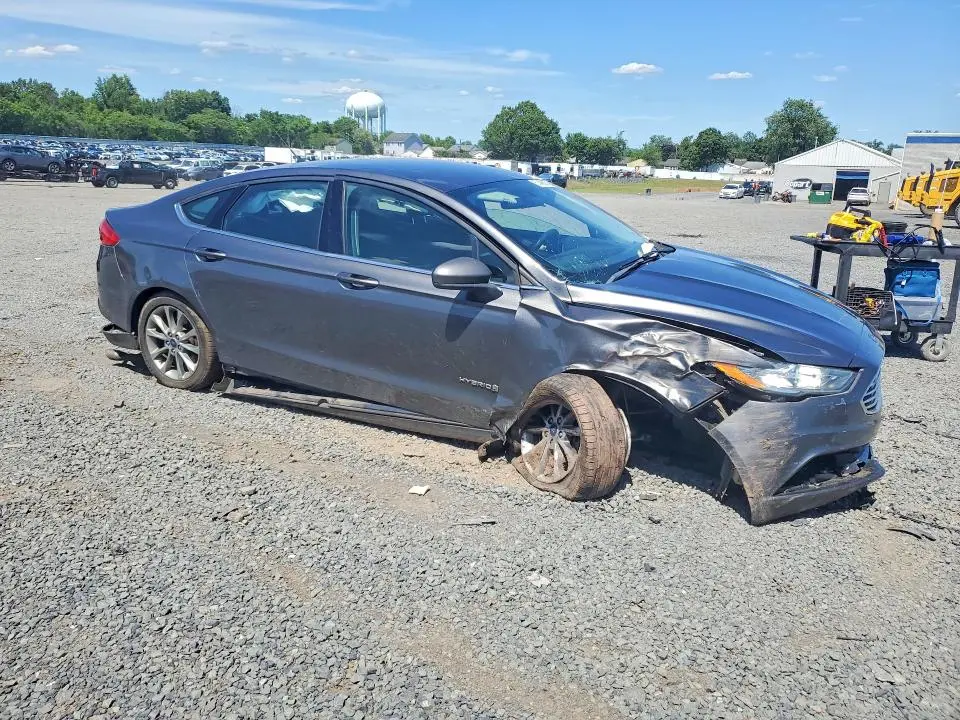 2017 FORD FUSION SE HYBRID  