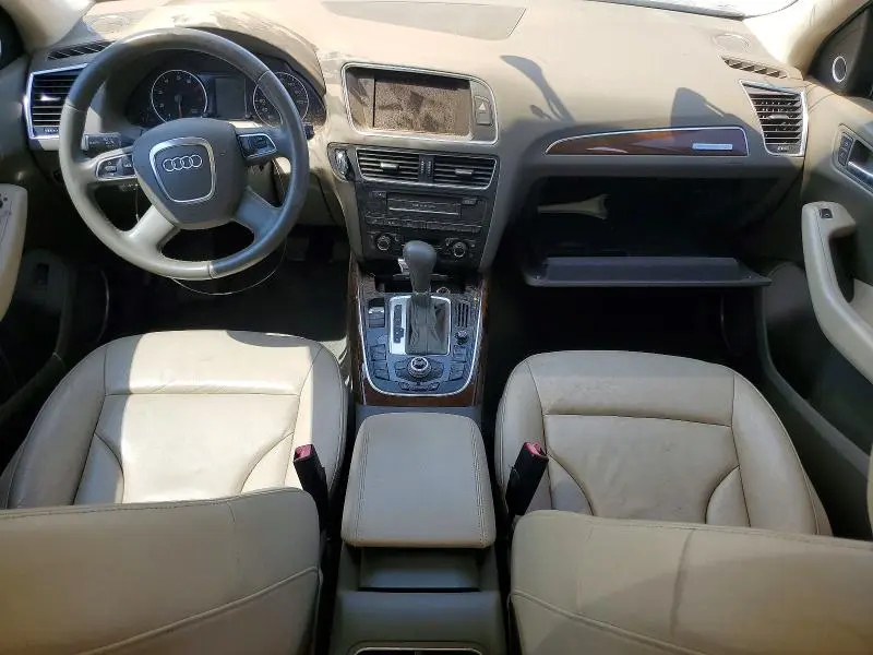 2011 AUDI Q5 PREMIUM PLUS  