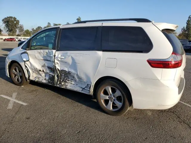 2019 TOYOTA SIENNA LE  