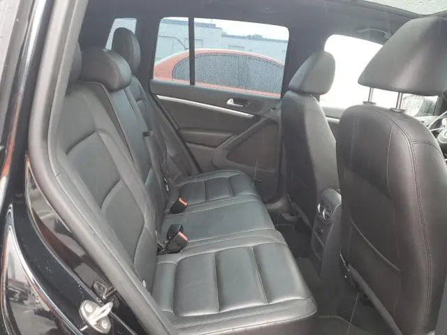 2014 VOLKSWAGEN TIGUAN S  