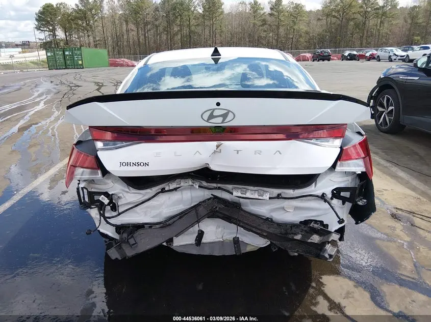 2025 HYUNDAI ELANTRA SEL SPORT