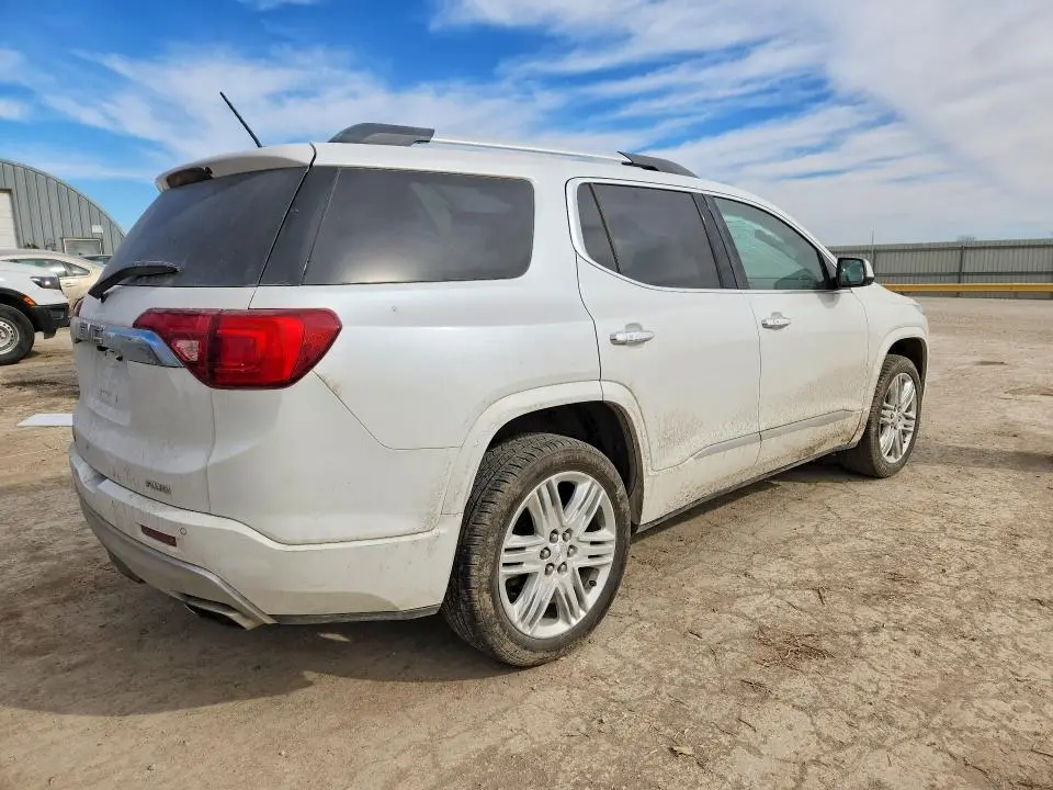 2019 GMC ACADIA DENALI  