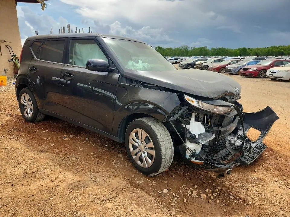 2021 KIA SOUL LX  