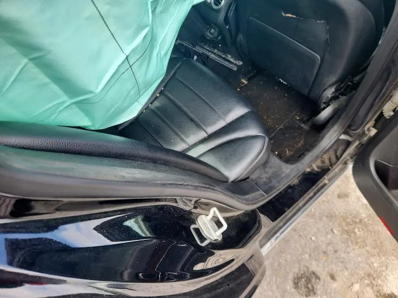 2015 MERCEDES-BENZ C 300  