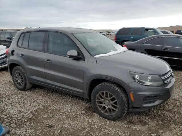 2013 VOLKSWAGEN TIGUAN S  