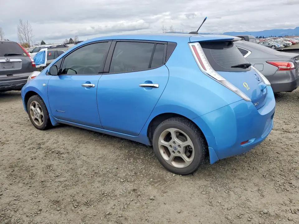 2012 NISSAN LEAF SV  