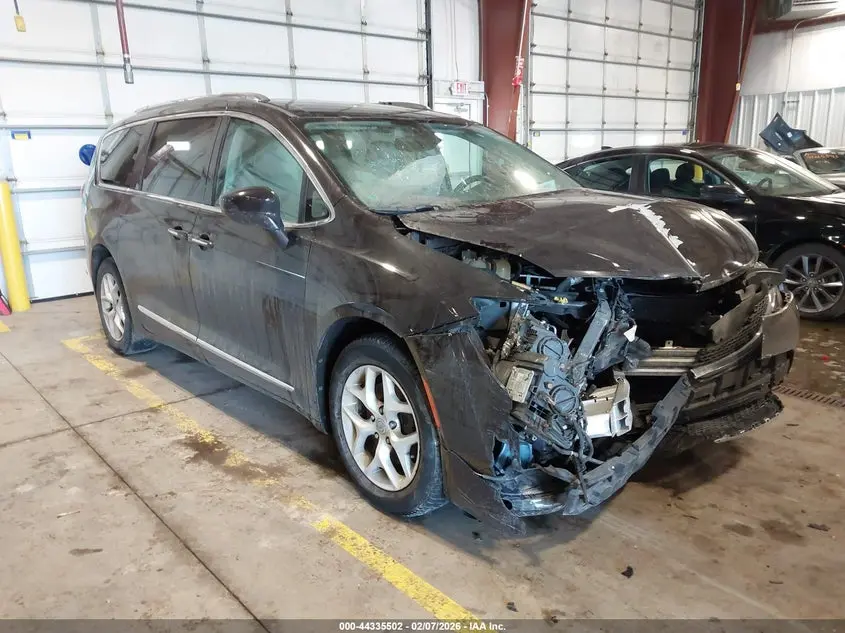 2017 CHRYSLER PACIFICA TOURING-L PLUS