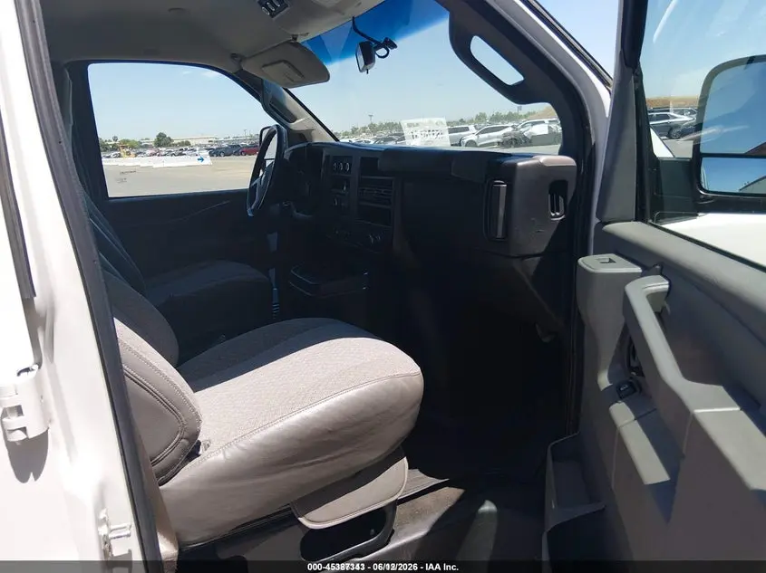 2018 CHEVROLET EXPRESS 3500 LT