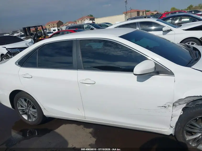 2017 TOYOTA CAMRY SE