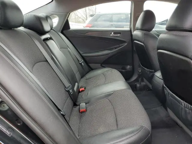 2013 HYUNDAI SONATA SE  