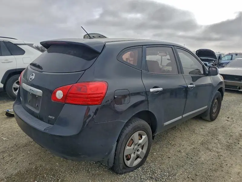 2011 NISSAN ROGUE S  