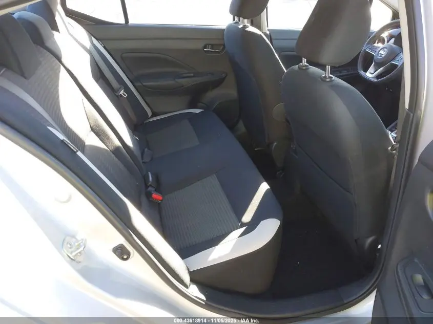 2020 NISSAN VERSA SV XTRONIC CVT