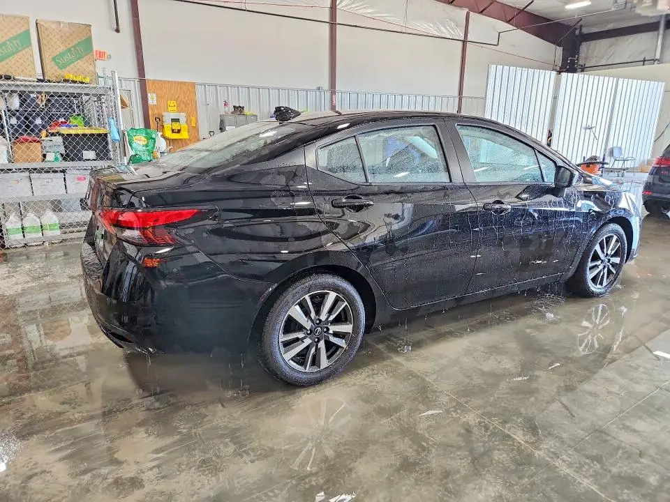 2025 NISSAN VERSA SV  