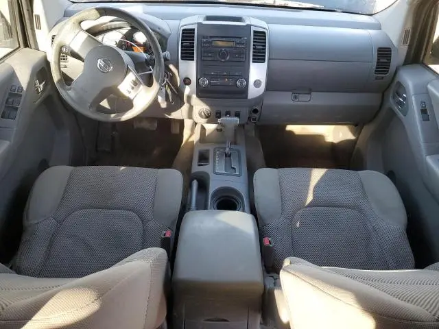 2010 NISSAN FRONTIER CREW CAB SE  