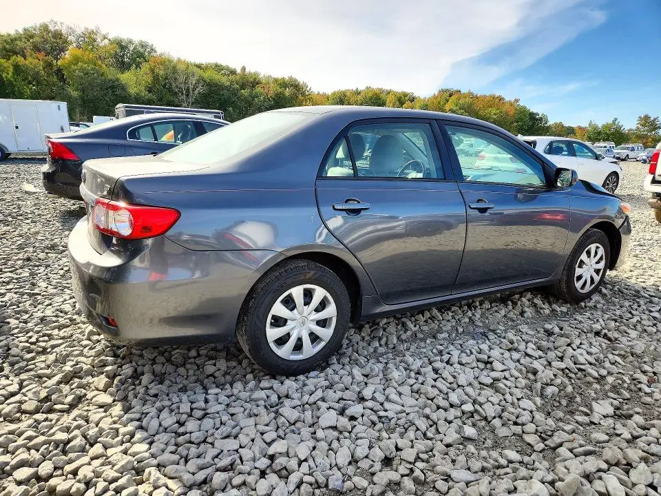 2011 TOYOTA COROLLA LE  