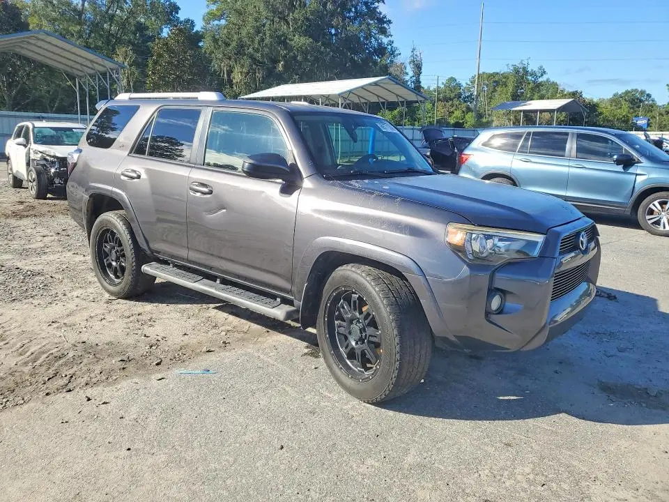2016 TOYOTA 4RUNNER SR5  