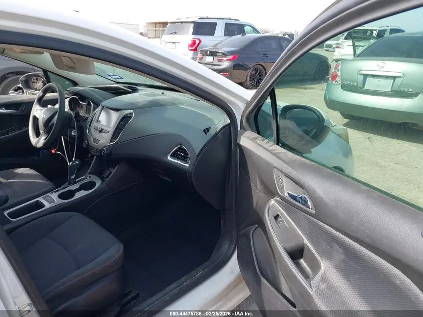 2018 CHEVROLET CRUZE LS AUTO